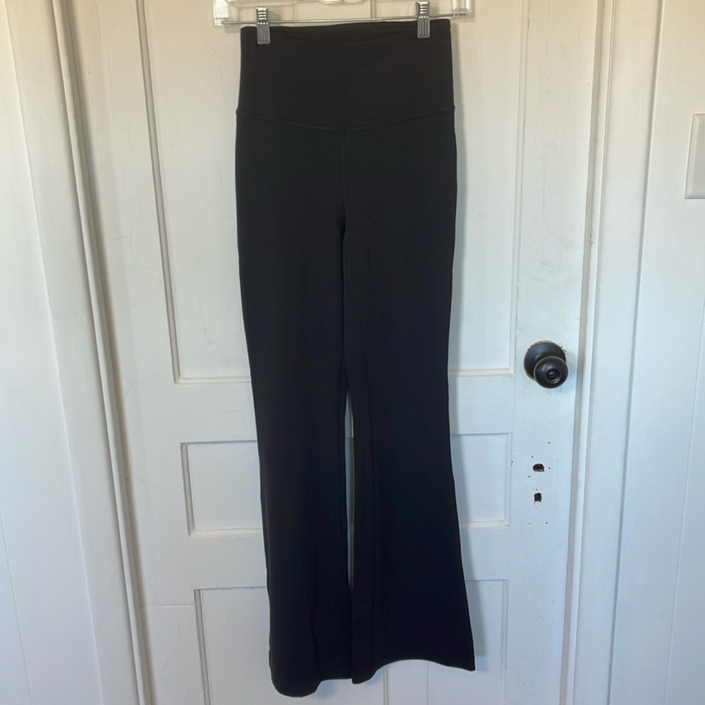 Womens Lululemon Groove HR Flared Pant Nulu Size 4